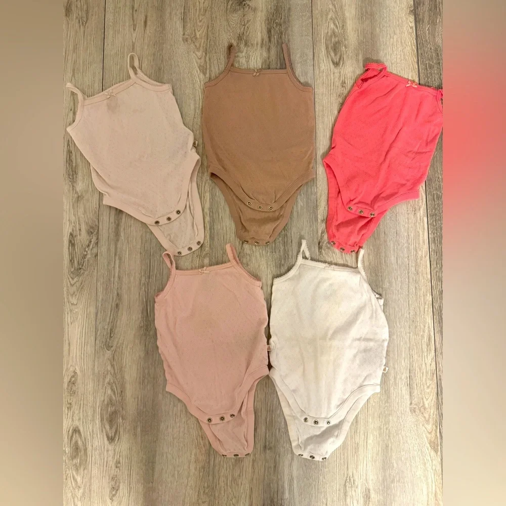 Baby gap first favorites organically grown cotton girl size 6-12 onesies